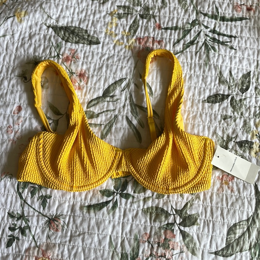 abercrombie & fitch swim top curve love